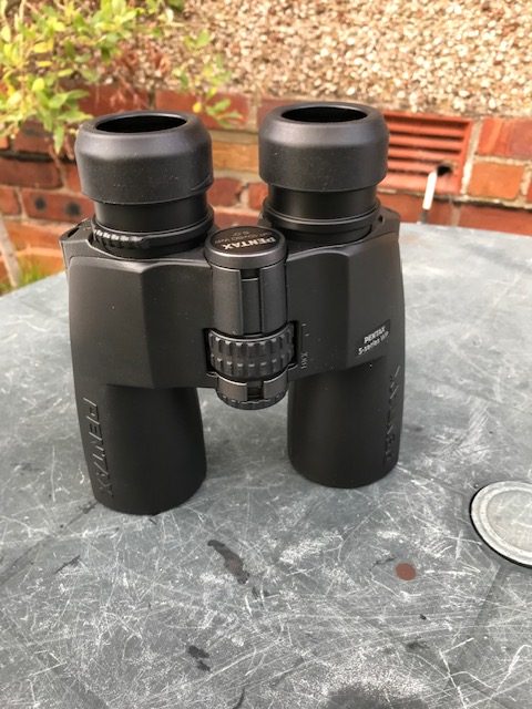 Pentax Binocolo SP WP 10x50 Con Prismi Di Porro, Impermeabile E Antiappannamento Per Esterni